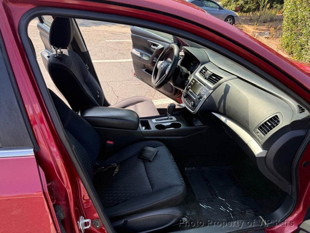 2017 Nissan Altima 2.5 SV photo 14