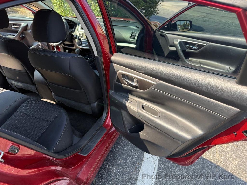 2017 Nissan Altima 2.5 SV photo 16