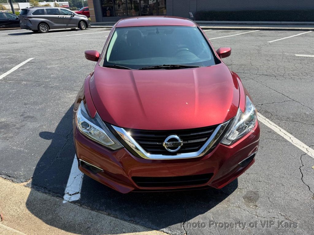 2017 Nissan Altima 2.5 SV photo 3