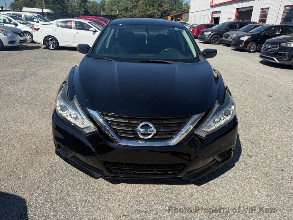 2017 Nissan Altima 2.5 SV photo 3