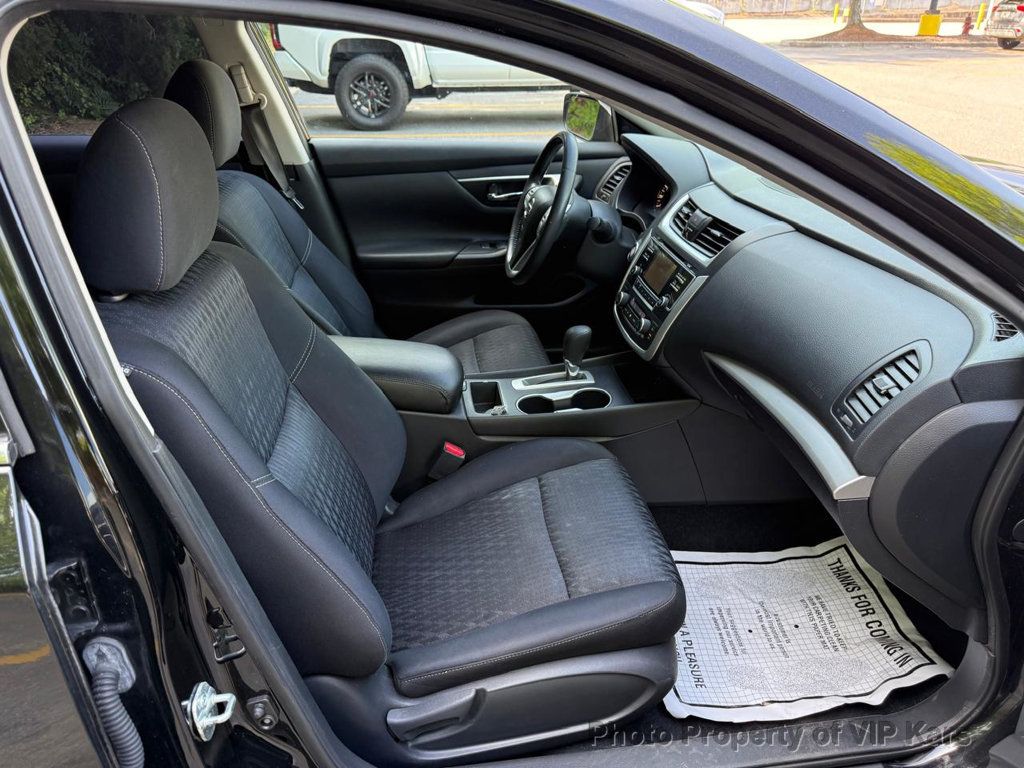 2017 Nissan Altima 2.5 SV - 23028490 - 11