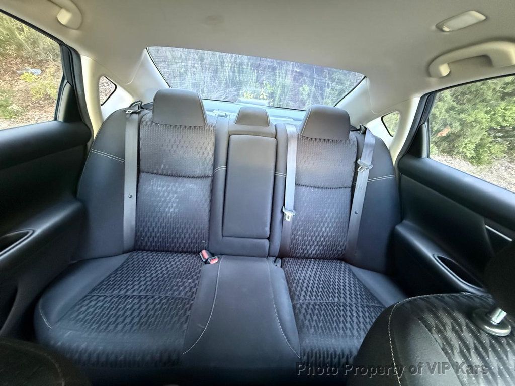 2017 Nissan Altima 2.5 SV - 23028490 - 17