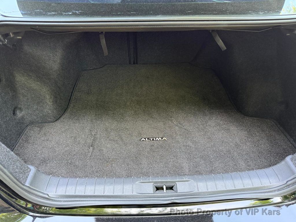 2017 Nissan Altima 2.5 SV - 23028490 - 21