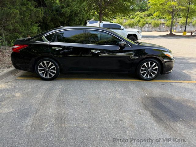 2017 Nissan Altima 2.5 SV - 23028490 - 3