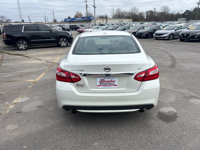 2017 Nissan Altima 2.5 SV - 22963830 - 4