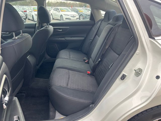 2017 Nissan Altima 2.5 SV - 22963830 - 6