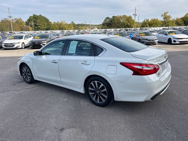 2017 Nissan Altima 2.5 SV - 23100225 - 5