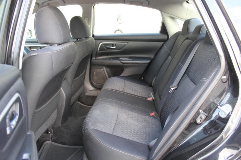 2017 Nissan Altima 2.5 SV - 22879656 - 12