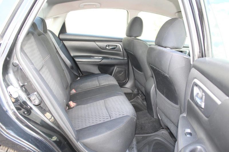 2017 Nissan Altima 2.5 SV - 22879656 - 14