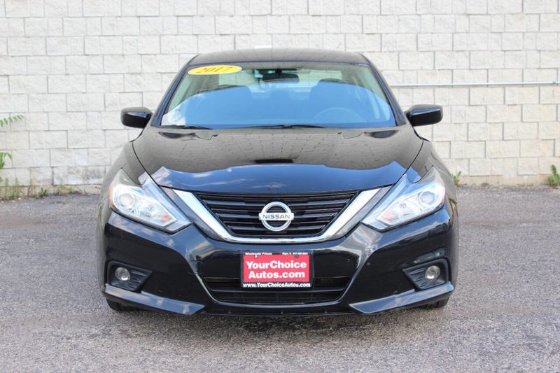 2017 Nissan Altima 2.5 SV - 22879656 - 8