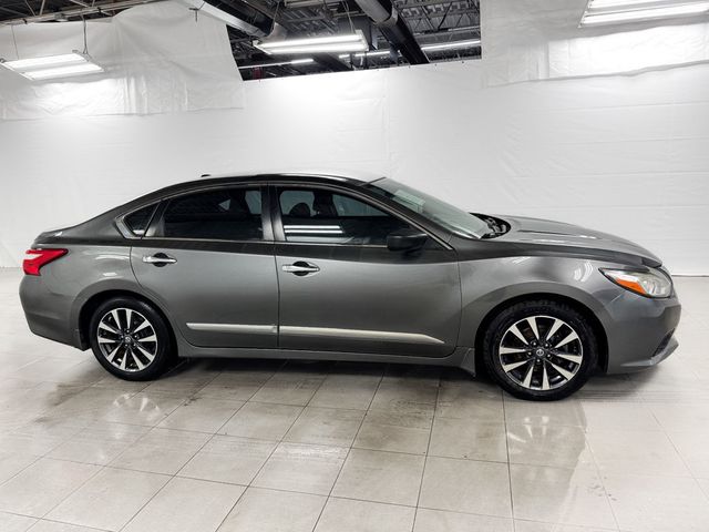 2017 Nissan Altima 2.5 SV - 22988874 - 6