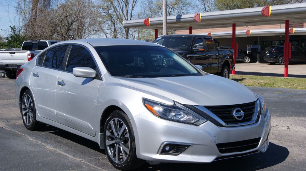 2017 Nissan Altima 3 MONTH WARRANTY , JUST SERVICED , VERY CLEAN INSIDE AND OUT  - 22993102 | Video 1