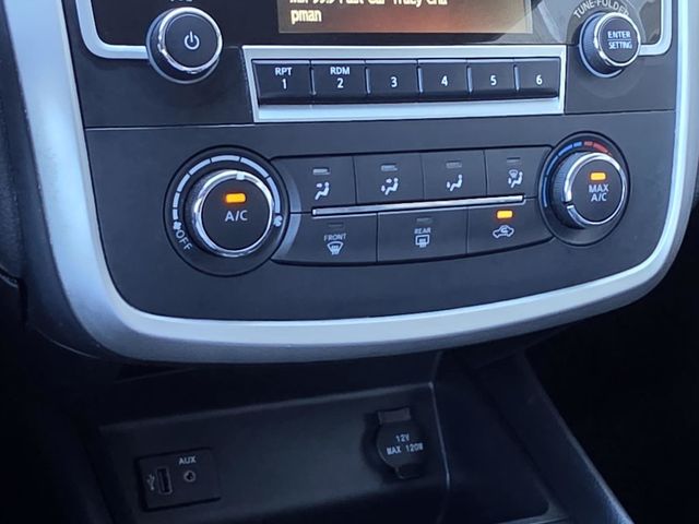 2017 Nissan Altima SR - 22982686 - 13