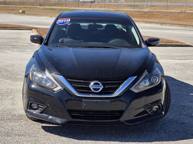2017 Nissan Altima SR - 22982686 - 1