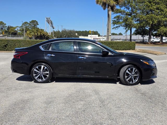 2017 Nissan Altima SR - 22982686 - 27