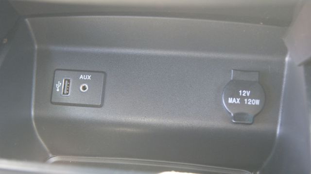 2017 Nissan Altima SR - Photo 17