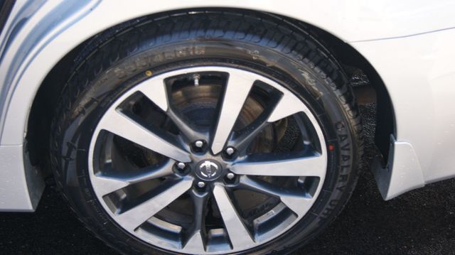 2017 Nissan Altima SR - Photo 42
