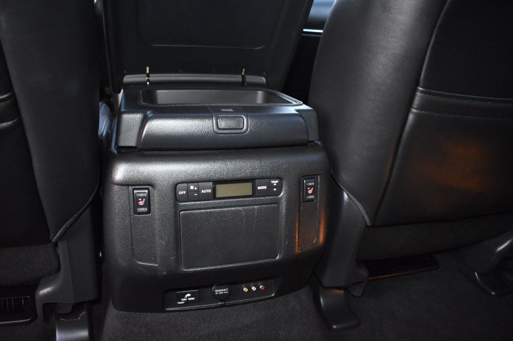 2017 Nissan Armada 4x2 Platinum - 22911640 - 52