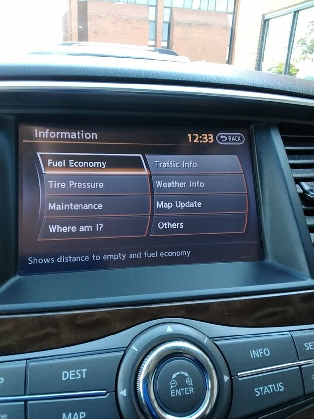 2017 Nissan Armada 4x2 SV - 23095076 - 17
