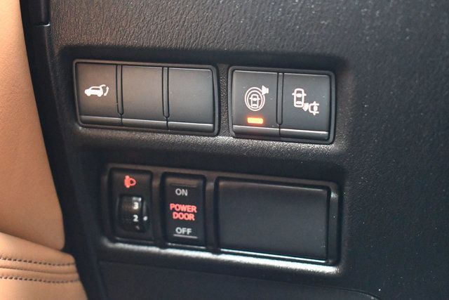 2017 Nissan Armada 4x4 Platinum - 22906288 - 32