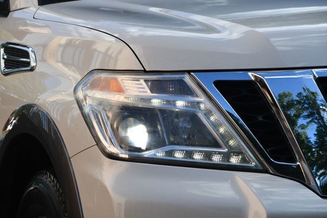 2017 Nissan Armada Platinum photo 3