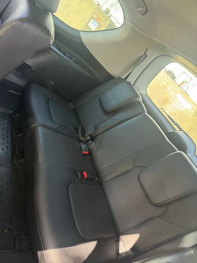 2017 Nissan Armada 4x4 Platinum - 22935566 - 9