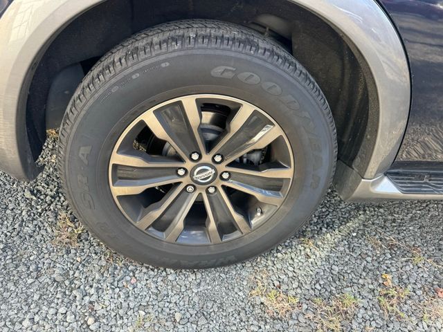 2017 Nissan Armada 4x4 Platinum - 22935566 - 24