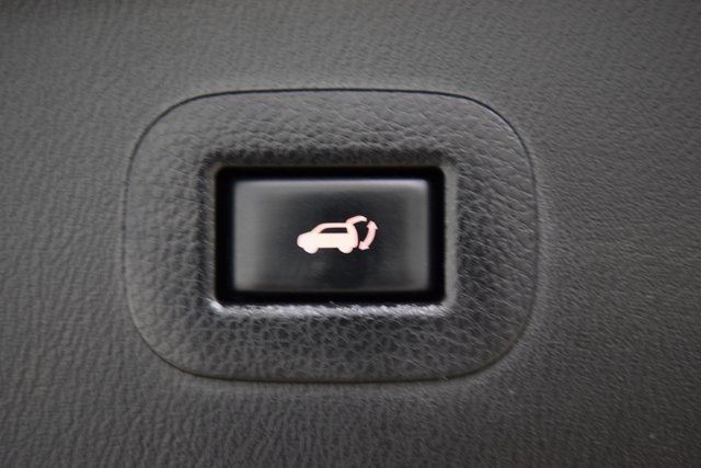 2017 Nissan Armada 4x4 Platinum - 22935566 - 26