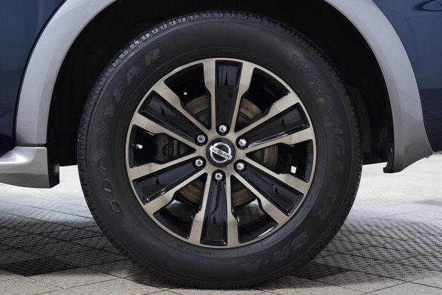 2017 Nissan Armada 4x4 Platinum - 22935566 - 27