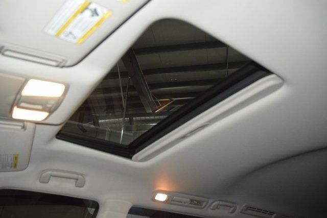 2017 Nissan Armada 4x4 Platinum - 22935566 - 57