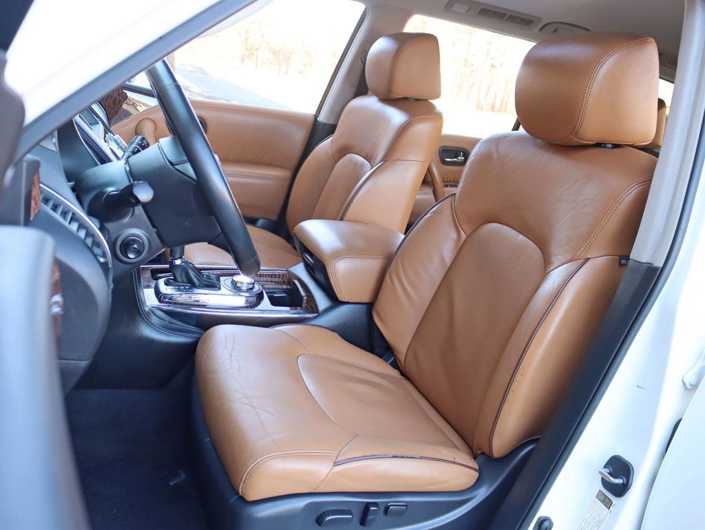 2017 Nissan Armada Platinum photo 24