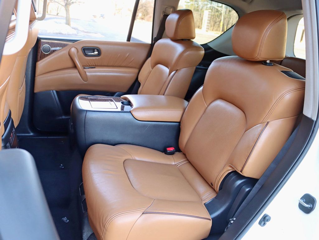 2017 Nissan Armada Platinum photo 26