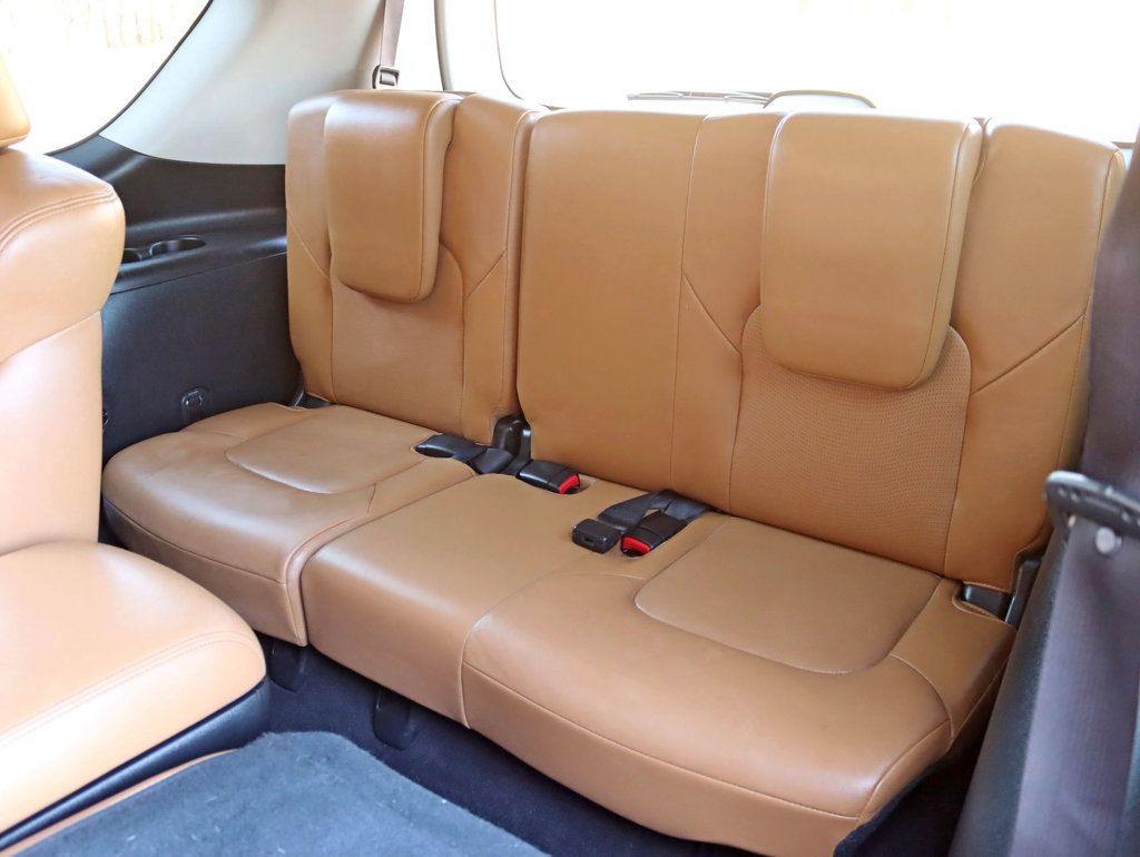 2017 Nissan Armada Platinum photo 28