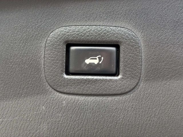 2017 Nissan Armada 4x4 SL - 22997926 - 10