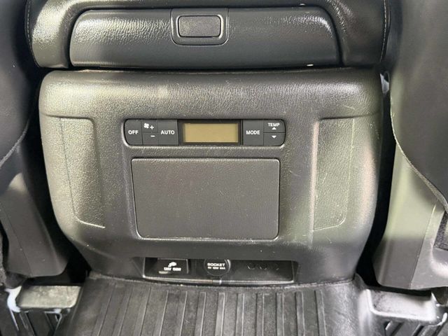 2017 Nissan Armada 4x4 SL - 22997926 - 30