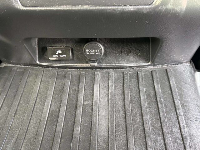 2017 Nissan Armada 4x4 SL - 22997926 - 31