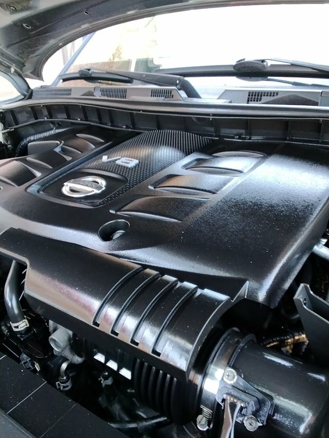 2017 Nissan Armada 4x4 SV - 23095076 - 32