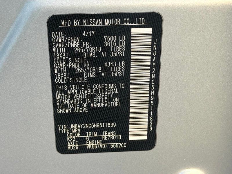 2017 Nissan Armada 4x4 SV - 22877595 - 18