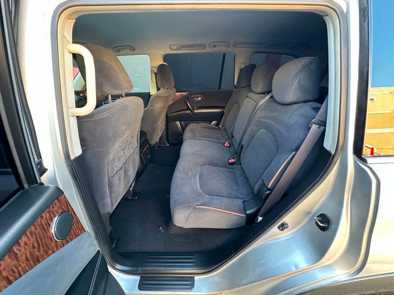 2017 Nissan Armada 4x4 SV - 22877595 - 20