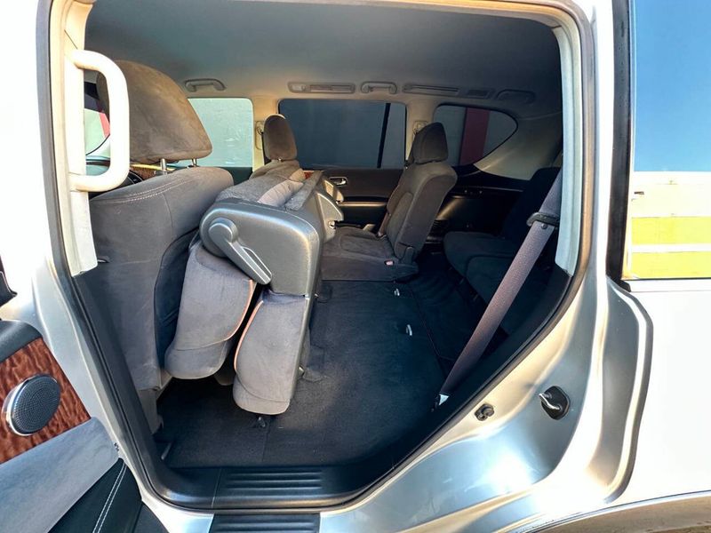 2017 Nissan Armada 4x4 SV - 22877595 - 21