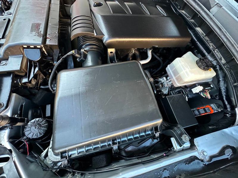 2017 Nissan Armada 4x4 SV - 22877595 - 32