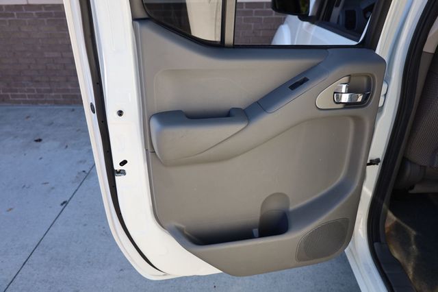 2017 Nissan Frontier  - 22925254 - 23