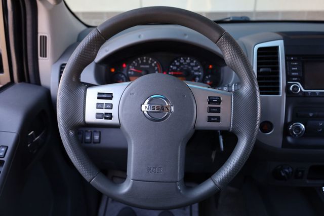 2017 Nissan Frontier  - 22925254 - 29