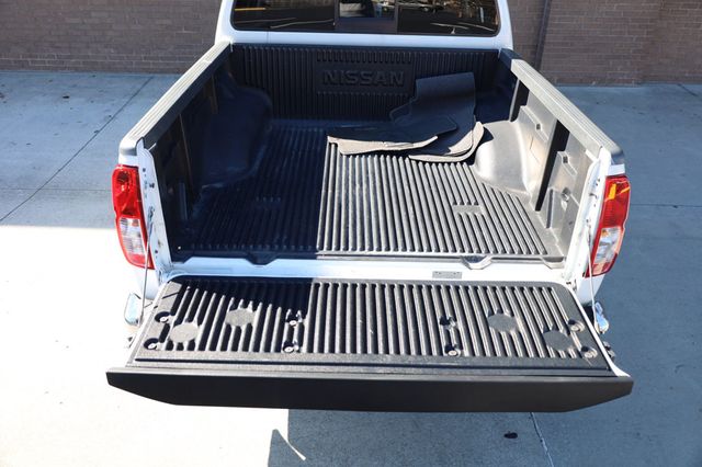 2017 Nissan Frontier 2017.5 Crew Cab 4x4 SV V6 Automatic - 22925254 - 24