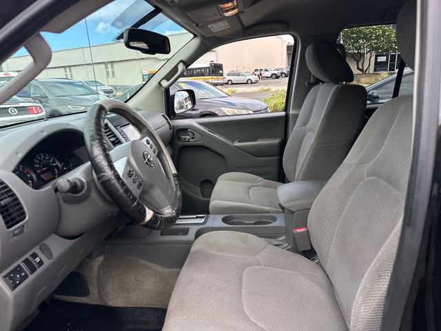 2017 Nissan Frontier Crew Cab 4x2 SV V6 Automatic - 23044678 - 12