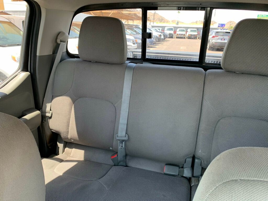 2017 Nissan Frontier Crew Cab 4x2 SV V6 Automatic - 23052762 - 18