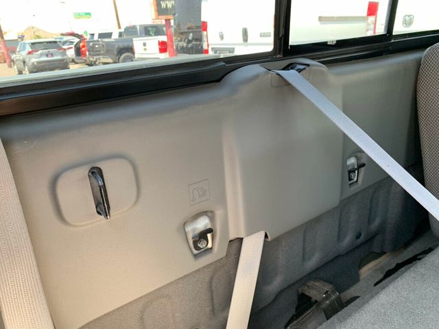 2017 Nissan Frontier Crew Cab 4x2 SV V6 Automatic - 23052762 - 34
