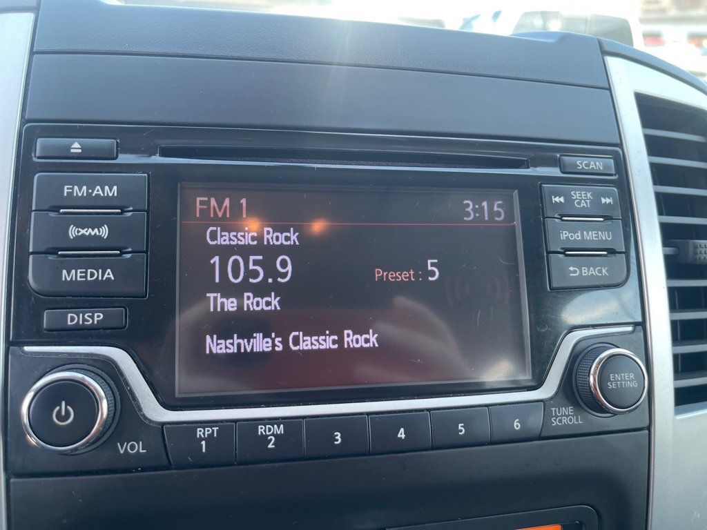 2017 Nissan Frontier Crew Cab 4x2 SV V6 Automatic - 22972799 - 11