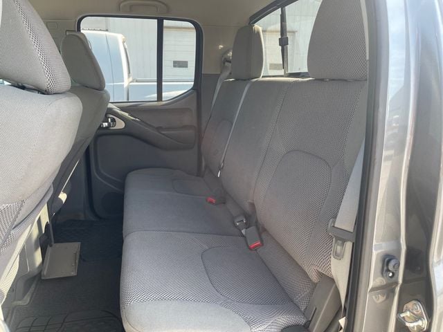 2017 Nissan Frontier Crew Cab 4x2 SV V6 Automatic - 22972799 - 17