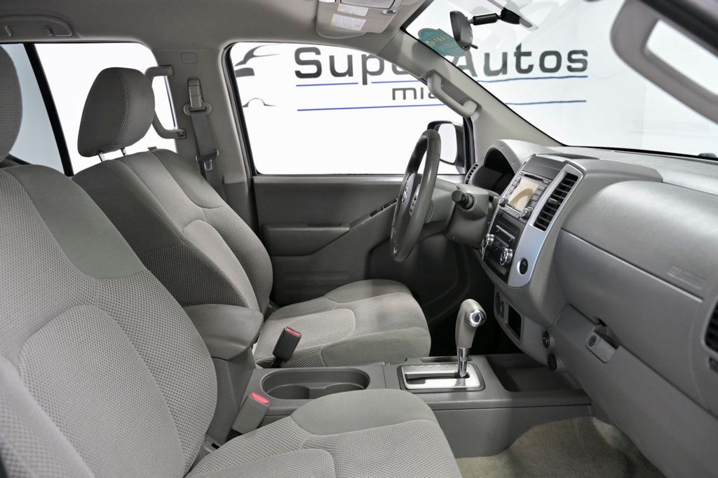 2017 Nissan Frontier Crew Cab 4x2 SV V6 Automatic - 23028797 - 15